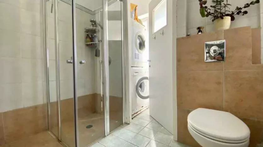 Abu-Tor 1 BR top floor