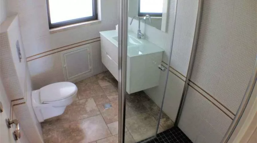 luxurious 3 BR Penthouse in Musrara