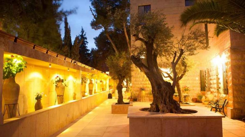 Arnona - Luxury building for Rent or Sale in Jerusalem