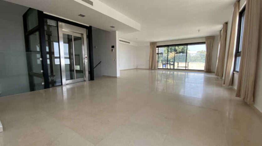 Abu-Tor - 300 m2 Luxury Penthouse
