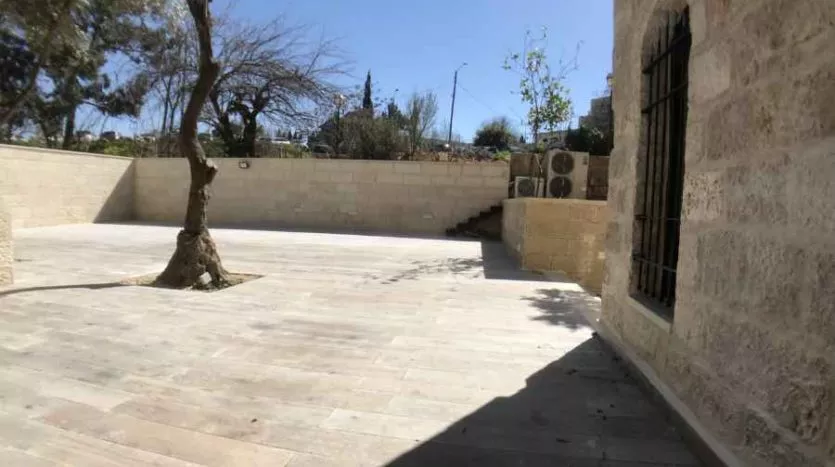 Musrara - 4 Rooms garden apartment