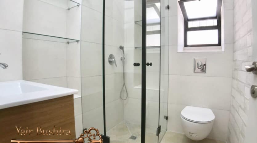 Musrara - 4 Rooms garden apartment