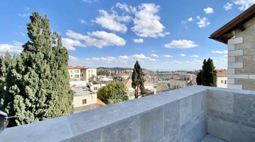 Musrara - amazing rooftop facing old city view