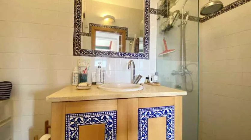 Abu-Tor - Amazing 4 BR + rooftop terrace