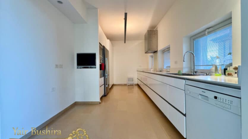 Abu-Tor - Amazing Penthouse