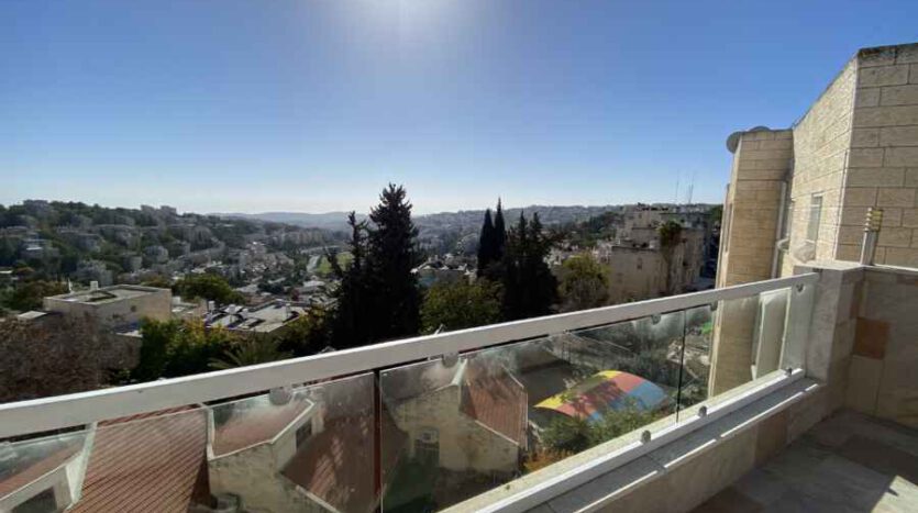 East Talpiot Amazing large penthouse