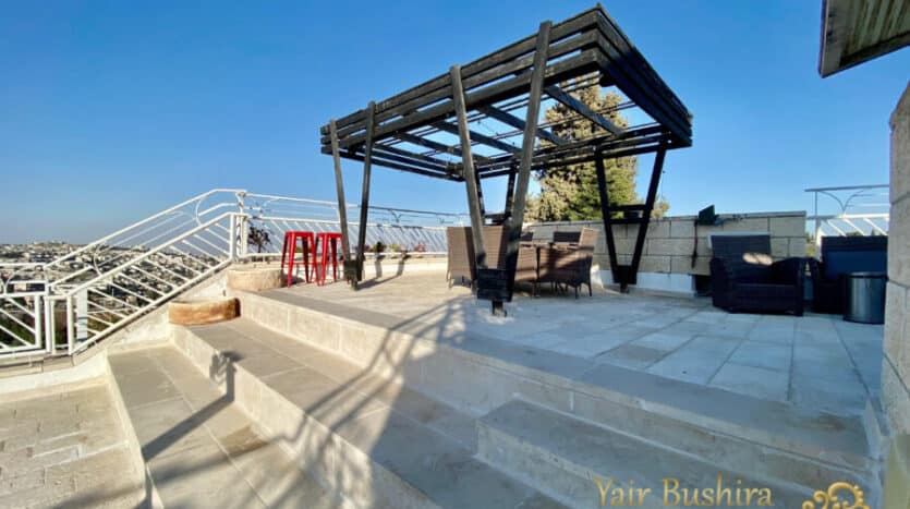 Caspi st - A luxury house with Large Garden