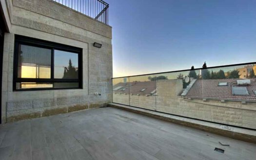 Arnona - New penthouse with large terrace