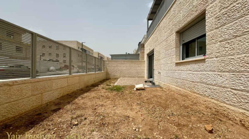 Malha - 4 BR | Brand new | Huge garden