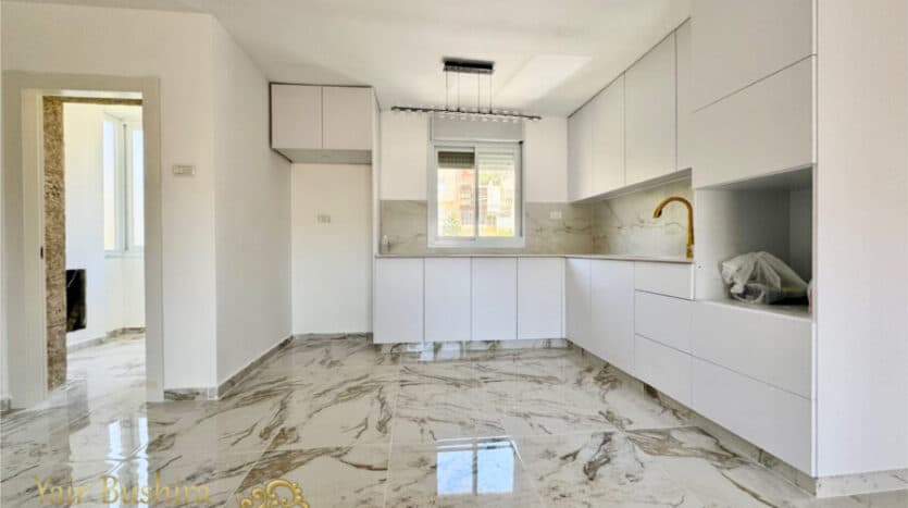 East Talpiot - 3 BR | 1 Bath | 90 m²