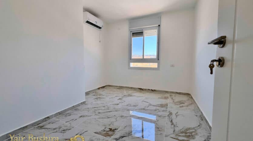 East Talpiot - 3 BR | 1 Bath | 90 m²