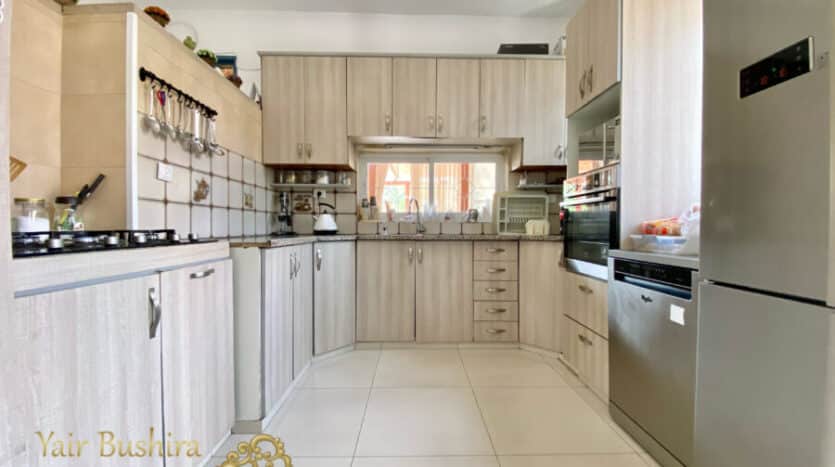 Musrara - Beautiful 3 BR apartment
