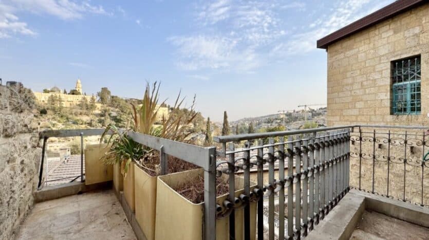 Yemin Moshe - 150 m2 | super large 2 BR | old city view