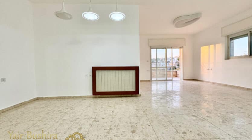 Mekor Haim - 4 BR apartment with separate unit