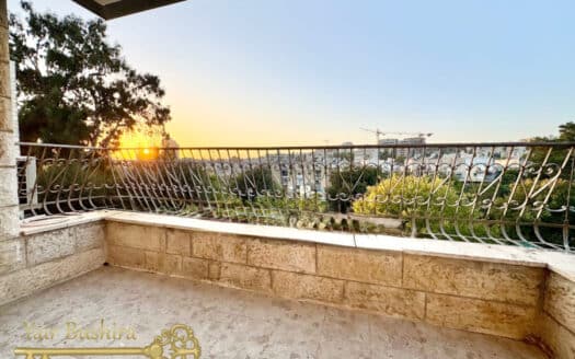 Mekor Haim - 4 BR apartment with separate unit