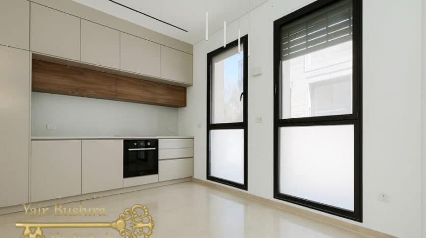 Abu-Tor - Brand new 1 BR apt with large balcony and beautiful view