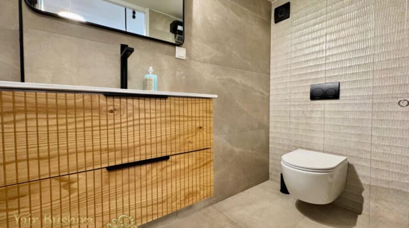 Yemin Moshe – Gorgeous 4 BR with Old City view