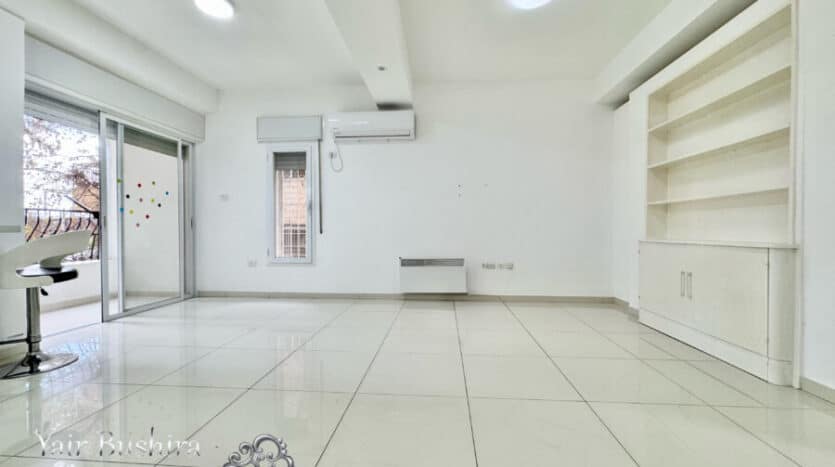 Abu-Tor - 4 BR beautiful apartment | one time opportunity